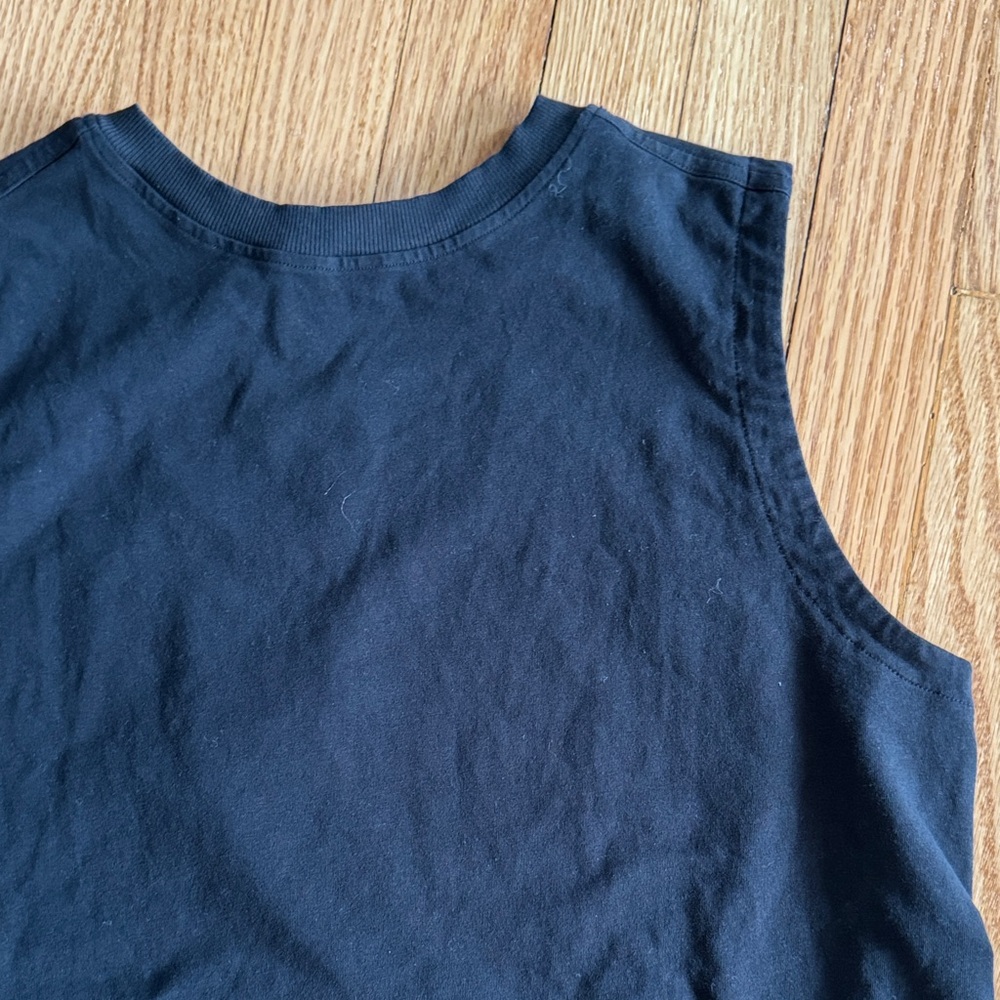 Men’s Lululemon tank shirt